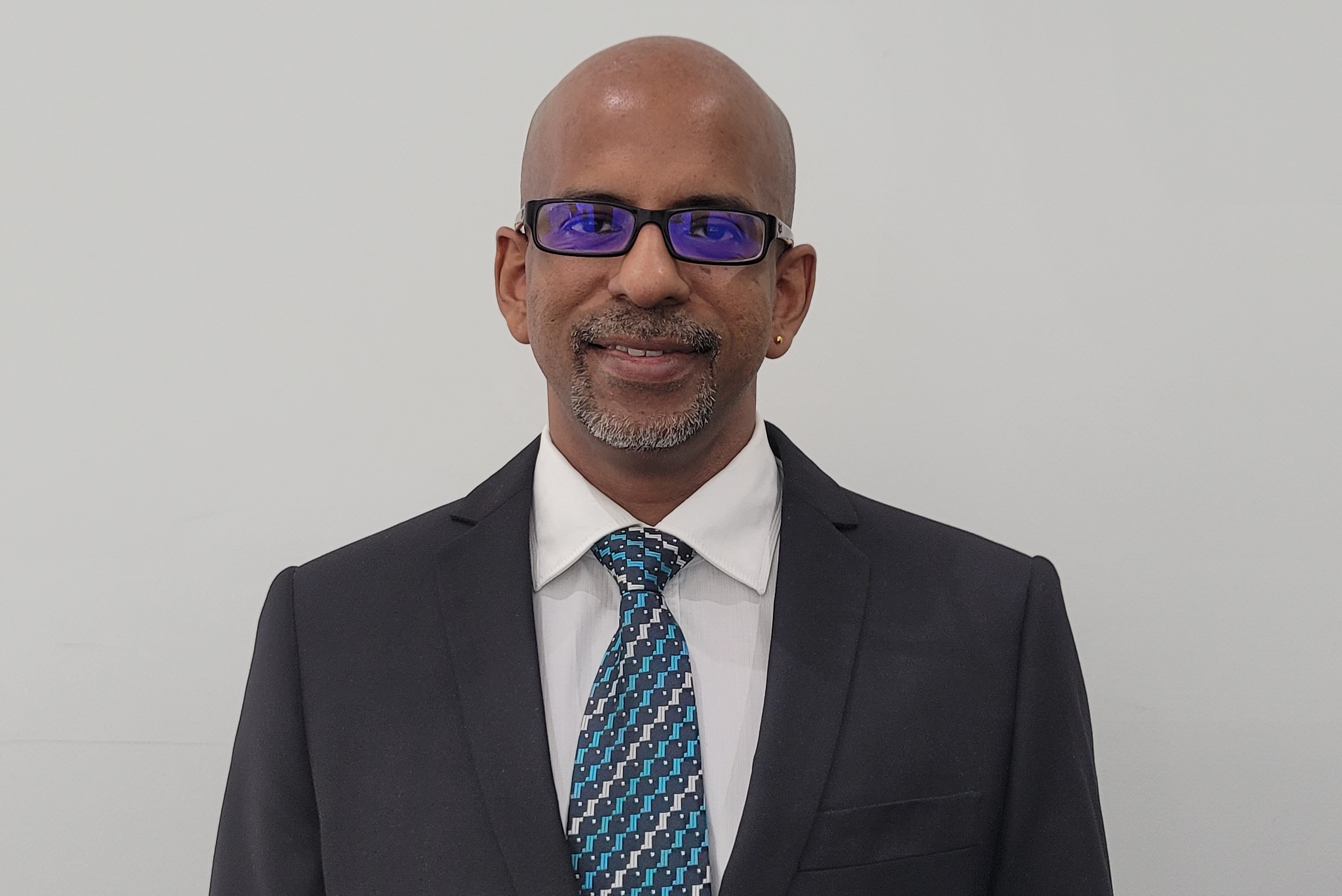 Kevin Raj Davis
